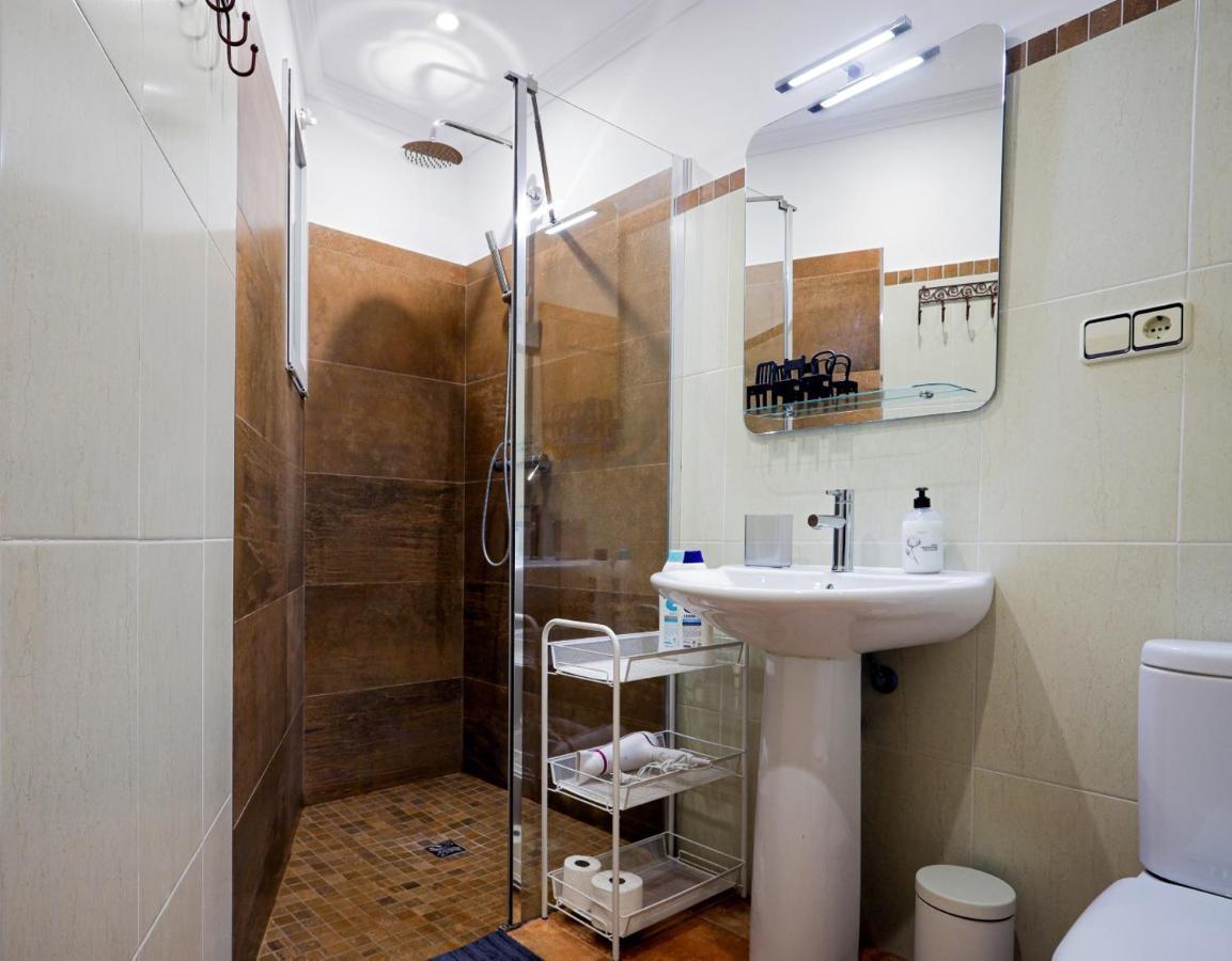Cozy Apartment Near The Center, Torres De Serrano Valencia Exterior photo